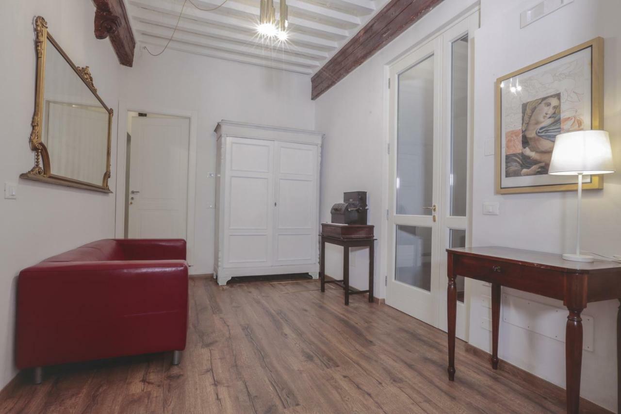 San Pierino Charming Rooms Lucca Exterior foto
